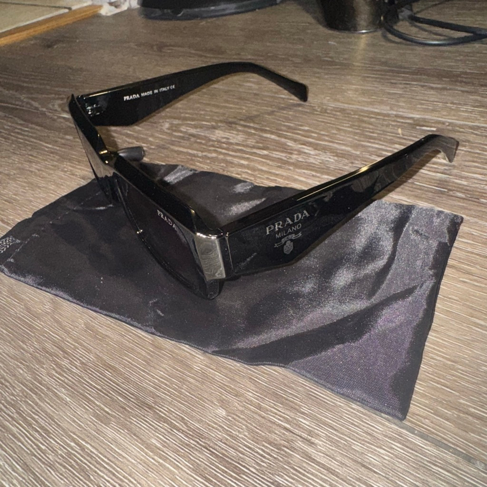 Prada Black Milano Sunglasses One Size - Picture 2 of 7